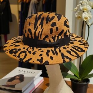 Leopard Print Wide Brim Fedora Hat